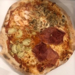 Pizza quattro stagioni